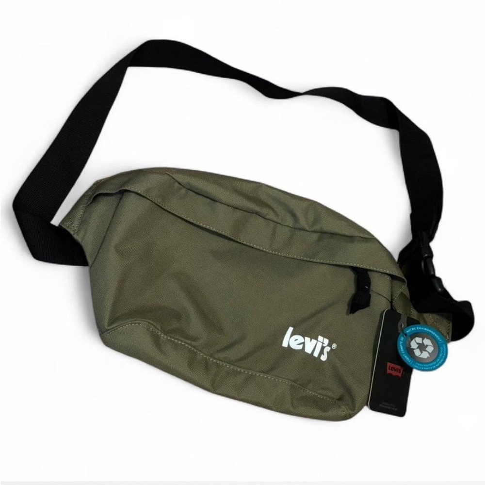 Levi’s Green Logo Belt Bag